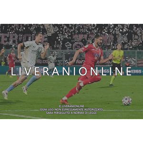 Palermo, Italia, 28 ottobre 2025. Stadio Renzo Barbera, Palermo vs Monza, match valido per il campionato di Serie B 2025/2026. Nella foto: Paulo Azzi (Monza) e Patryk Peda (Palermo FC) ©FEDERICO SERRA - AGENZIA ALDO LIVERANI SAS