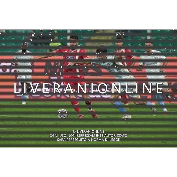 Palermo, Italia, 28 ottobre 2025. Stadio Renzo Barbera, Palermo vs Monza, match valido per il campionato di Serie B 2025/2026. Nella foto: Paulo Azzi (Monza) e Patryk Peda (Palermo FC) ©FEDERICO SERRA - AGENZIA ALDO LIVERANI SAS