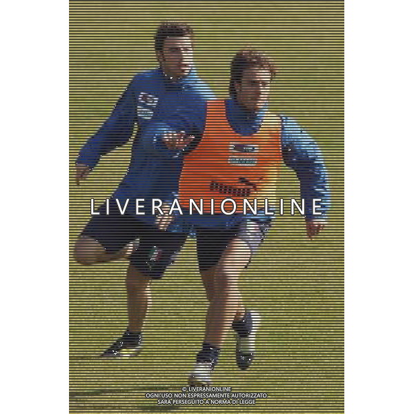 Coverciano (Fi) 28/02/2006 Ritiro e Allenamento della nazionale Italiana nella foto alberto gilardino e andrea barzagli ph gianni nucci/agenzia aldo liverani