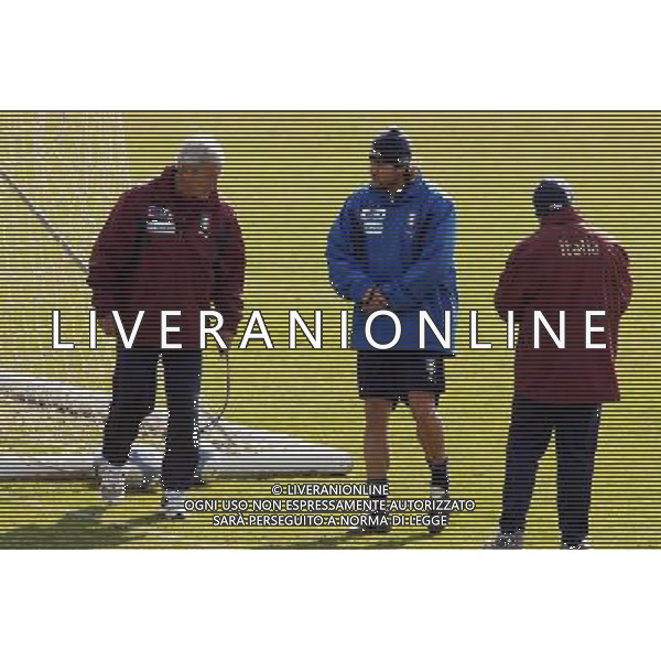 Coverciano (Fi) 28/02/2006 Ritiro e Allenamento della nazionale Italiana nella foto marcello lippi con christian vieri ph gianni nucci/agenzia aldo liverani