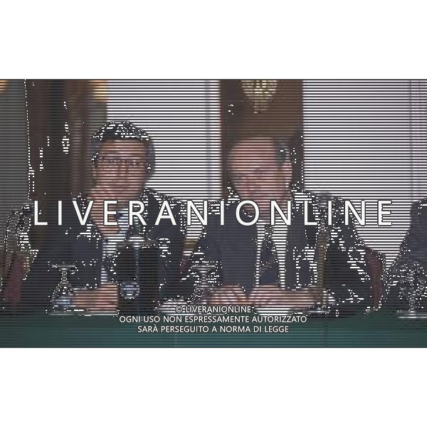 DIAP-RETROSPETTIVA PAOLO CASARIN DIRIGENTE ARBITRALE NELLA FOTO PAOLO CASARIN NELL\'ANNO 1993-1994 A MILANO FESTA NATALIZIA LEGA CALCIO AG ALDO LIVERANI SAS