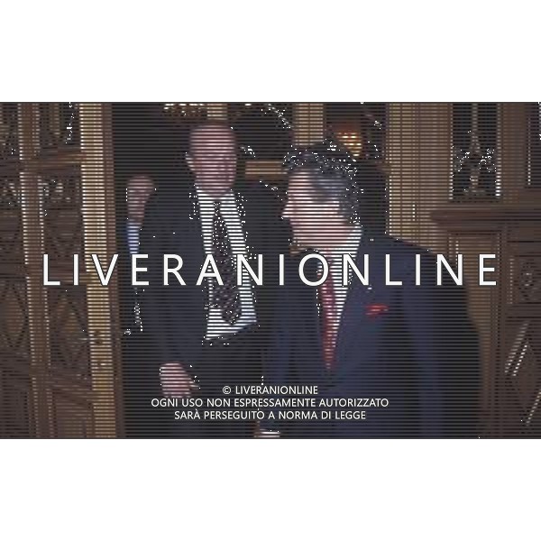 DIAP-RETROSPETTIVA PAOLO CASARIN DIRIGENTE ARBITRALE NELLA FOTO PAOLO CASARIN NELL\'ANNO 1993-1994 CON IL PRESIDENTE DELLA FIORENTINA CALCIO VITTOIRO CECCHI GORI A MILANO FESTA NATALIZIA LEGA CALCIO AG ALDO LIVERANI SAS