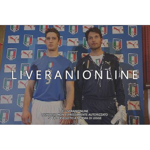 Coverciano (Fi) 28/02/2006 Ritiro e Allenamento della nazionale Italiana nella foto la presentazione della nuova maglia ph gianni nucci/agenzia aldo liverani