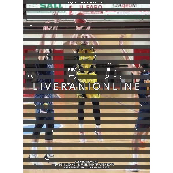 IMOLA 29 10 2025 VIRTUS IMOLA BASKET-CONSULTINVEST LORETO PESARO SERIE B1 NELLA FOTO IVAN KUCAN VIRTUS IMOLA ©SANNA - AGENZIA ALDO LIVERANI SAS