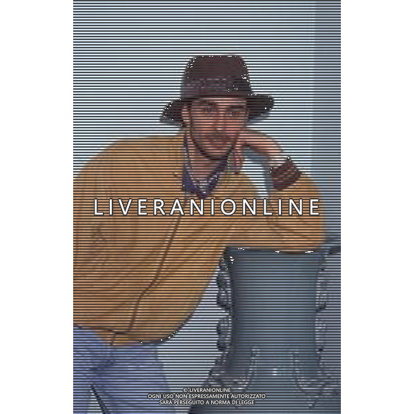 DIAP-RETROSPETTIVA NINO BUONOCORE CANTANTE NELLA FOTO NINO BUONOCORE A SANREMO NELL\'ANNO 1993 AG ALDO LIVERANI SAS