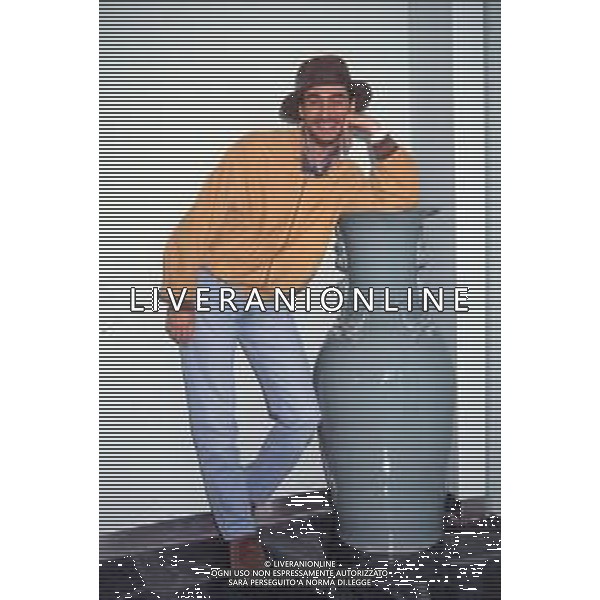 DIAP-RETROSPETTIVA NINO BUONOCORE CANTANTE NELLA FOTO NINO BUONOCORE A SANREMO NELL\'ANNO 1993 AG ALDO LIVERANI SAS