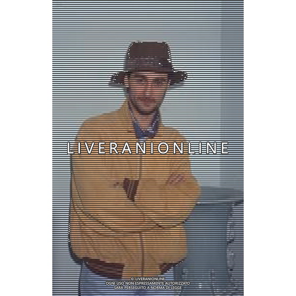 DIAP-RETROSPETTIVA NINO BUONOCORE CANTANTE NELLA FOTO NINO BUONOCORE A SANREMO NELL\'ANNO 1993 AG ALDO LIVERANI SAS