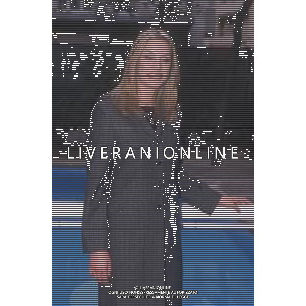 DIAP-RETROSPETTIVA ANNALISA MINETTI CANTANTE NELLA FOTO ANNALISA MINETTI A SANREMO NELL\'ANNO 1998 AG ALDO LIVERANI SAS