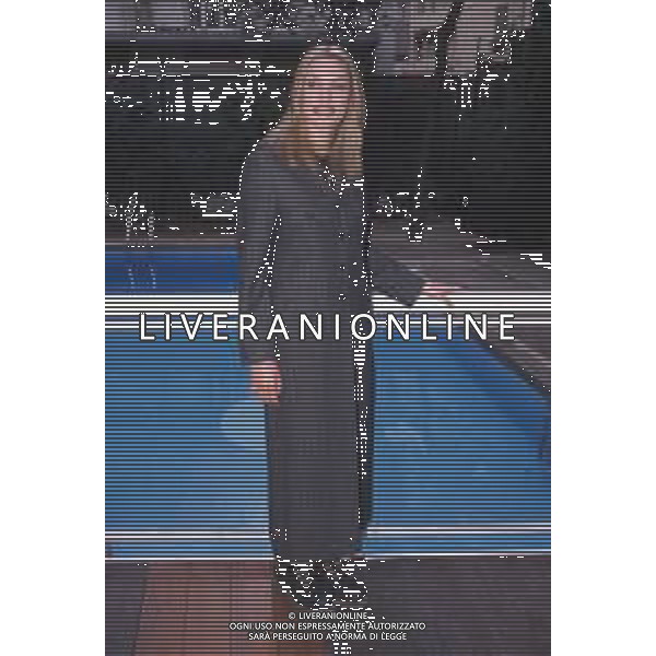 DIAP-RETROSPETTIVA ANNALISA MINETTI CANTANTE NELLA FOTO ANNALISA MINETTI A SANREMO NELL\'ANNO 1998 AG ALDO LIVERANI SAS