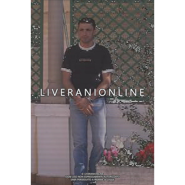 DIAP-RETROSPETTIVA ALEX BRITTI CANTANTE NELLA FOTO ALEX BRITTI A SANREMO GIOVANI NELL\'ANNO 1999 AG ALDO LIVERANI SAS