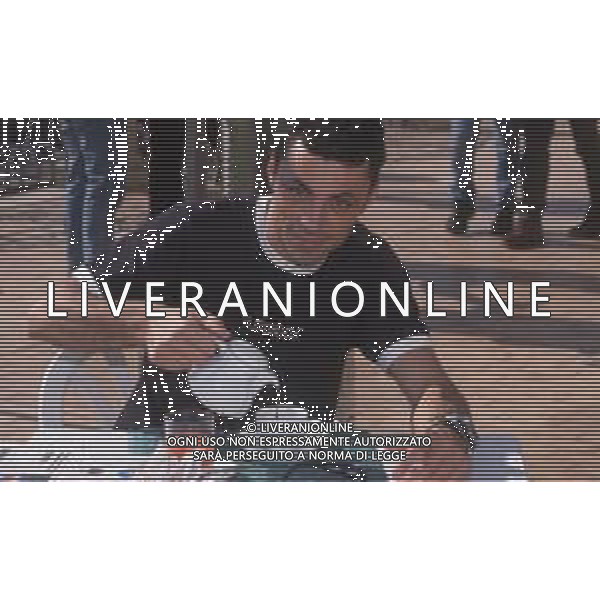 DIAP-RETROSPETTIVA ALEX BRITTI CANTANTE NELLA FOTO ALEX BRITTI A SANREMO GIOVANI NELL\'ANNO 1999 AG ALDO LIVERANI SAS