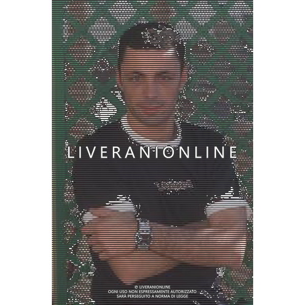 DIAP-RETROSPETTIVA ALEX BRITTI CANTANTE NELLA FOTO ALEX BRITTI A SANREMO GIOVANI NELL\'ANNO 1999 AG ALDO LIVERANI SAS