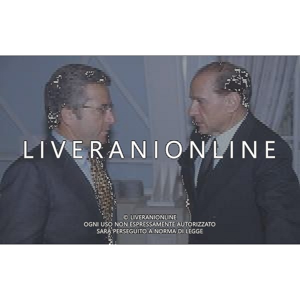 DIAP-RETROSPETTIVA SILVIO BERLUSCONI PRESIDNTE MILAN CALCIO E POLITICO NELLA FOTO SILVIO BERLUSCONI NELL\'ANNO 1993 CON VINCENZO MATARRESE AG ALDO LIVERANI SAS