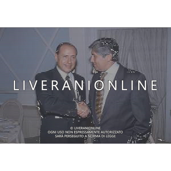DIAP-RETROSPETTIVA SILVIO BERLUSCONI PRESIDNTE MILAN CALCIO E POLITICO NELLA FOTO SILVIO BERLUSCONI NELL\'ANNO 1993 CON LUCIANO NIZZOLA AG ALDO LIVERANI SAS