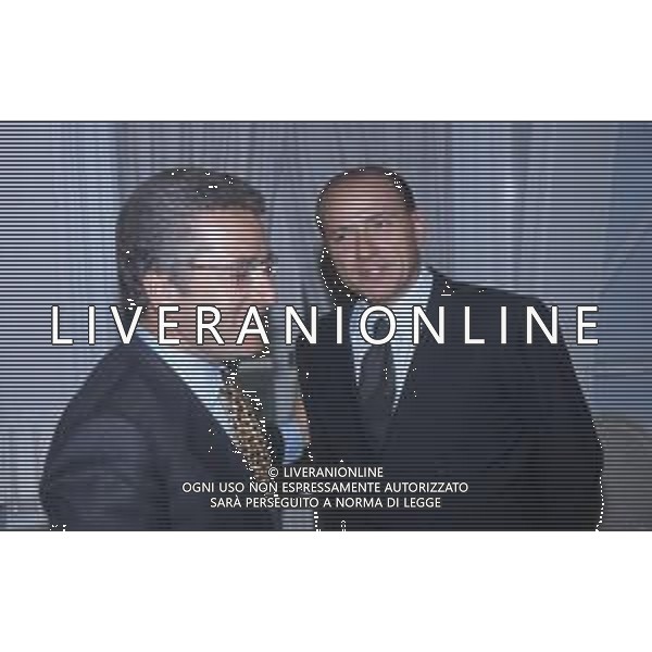 DIAP-RETROSPETTIVA SILVIO BERLUSCONI PRESIDNTE MILAN CALCIO E POLITICO NELLA FOTO SILVIO BERLUSCONI NELL\'ANNO 1993 CON VINCENZO MATARRESE AG ALDO LIVERANI SAS