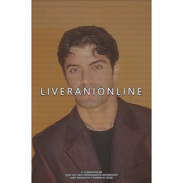 DIAP-RETROSPETTIVA SAMUELE BERSANI CANTANTE NELLA FOTO SAMUELE BERSANI NELL\'ANNO 1997 AG ALDO LIVERANI SAS