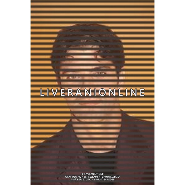 DIAP-RETROSPETTIVA SAMUELE BERSANI CANTANTE NELLA FOTO SAMUELE BERSANI NELL\'ANNO 1997 AG ALDO LIVERANI SAS