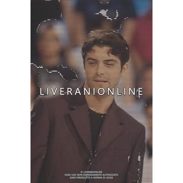 DIAP-RETROSPETTIVA SAMUELE BERSANI CANTANTE NELLA FOTO SAMUELE BERSANI NELL\'ANNO 1997 AG ALDO LIVERANI SAS