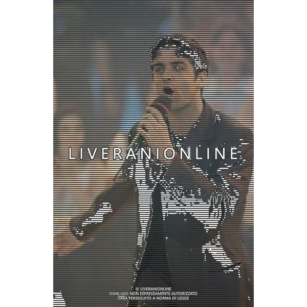 DIAP-RETROSPETTIVA SAMUELE BERSANI CANTANTE NELLA FOTO SAMUELE BERSANI NELL\'ANNO 1997 AG ALDO LIVERANI SAS