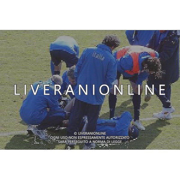 Coverciano (Fi) 28/02/2006 Ritiro e Allenamento della nazionale Italiana nella foto christian vieri a terra infortunato ph gianni nucci/agenzia aldo liverani