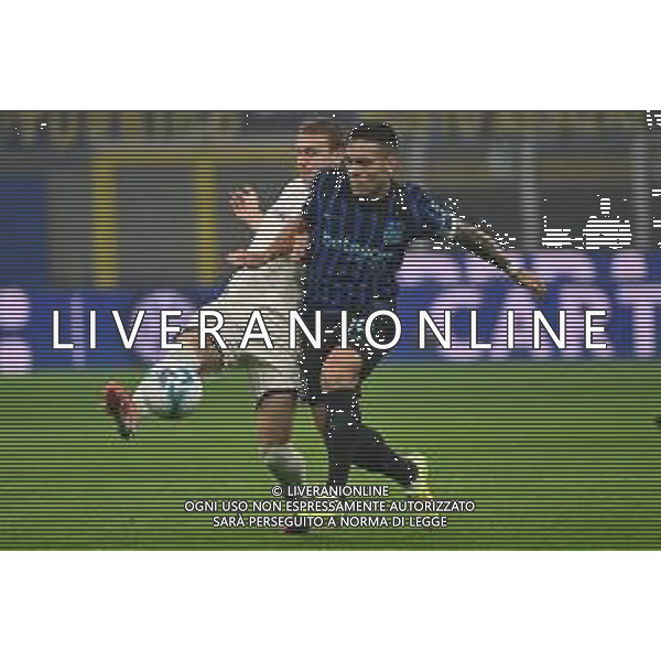 Inter vs Fiorentima nella foto Pietro Comuzzo (Fiorentina) e Lautaro Martinez (Inter) Milano 29-10-2025 Stadio Giuseppe Meazza - San Siro Inter vs Fiorentina Campionato Serie A Enilive - 9a giornata foto Roberto Garavaglia/Agenzia Aldo Liverani sas