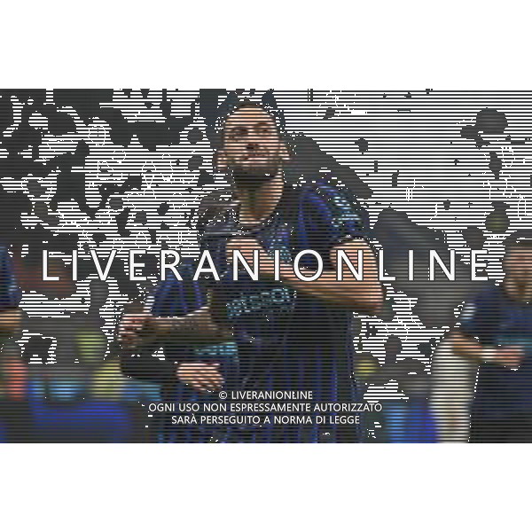 Inter vs Fiorentima nella foto Hakan Calhanoglu (Inter) esultanza dopo il gol del 3 a 0 Milano 29-10-2025 Stadio Giuseppe Meazza - San Siro Inter vs Fiorentina Campionato Serie A Enilive - 9a giornata foto Roberto Garavaglia/Agenzia Aldo Liverani sas