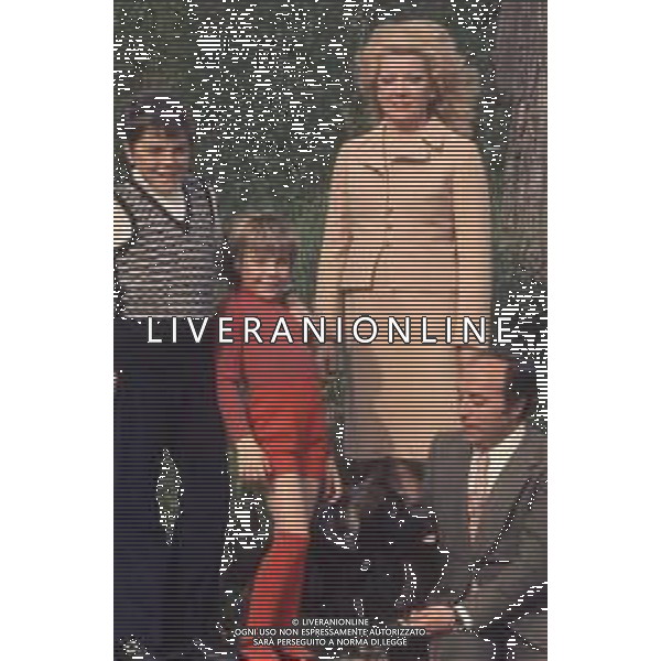 COL-RETROSPETTIVA CARLA BONI CANTANTE NELLA FOTO CARLA BONI IN FAMIGLIA CON IL MARITO GINO LATILLA AG ALDO LIVERANI SAS