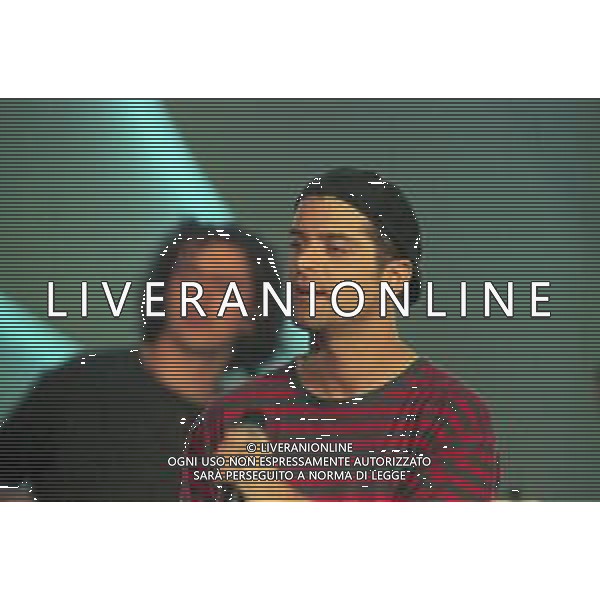 DIAP-RETROSPETTIVA SAMUELE BERSANI CANTANTE NELLA FOTO SAMUELE BERSANI NELL\'ANNO 2000 AG ALDO LIVERANI SAS