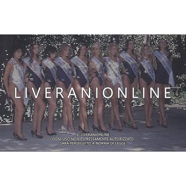 DIAP-RETROSPETTIVA ARIANNA DAVID MISS ITALIA NELLA FOTO ARIANNA DAVID MISS ITALIA NELL\'ANNO 1993 A SALSOMAGGIORE TERME AG ALDO LIVERANI SAS