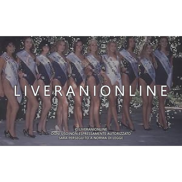 DIAP-RETROSPETTIVA ARIANNA DAVID MISS ITALIA NELLA FOTO ARIANNA DAVID MISS ITALIA NELL\'ANNO 1993 A SALSOMAGGIORE TERME AG ALDO LIVERANI SAS