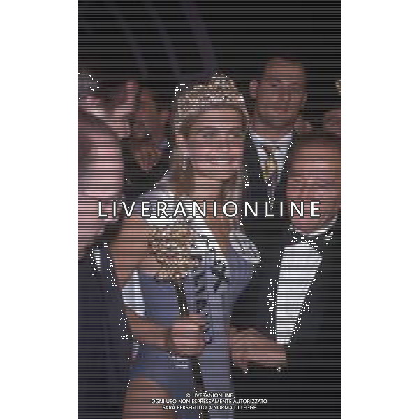 DIAP-RETROSPETTIVA ARIANNA DAVID MISS ITALIA NELLA FOTO ARIANNA DAVID MISS ITALIA NELL\'ANNO 1993 A SALSOMAGGIORE TERME CON ENZO MIRIGLIANI AG ALDO LIVERANI SAS