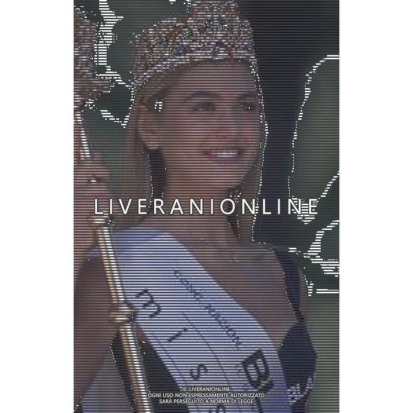 DIAP-RETROSPETTIVA ARIANNA DAVID MISS ITALIA NELLA FOTO ARIANNA DAVID MISS ITALIA NELL\'ANNO 1993 A SALSOMAGGIORE TERME AG ALDO LIVERANI SAS