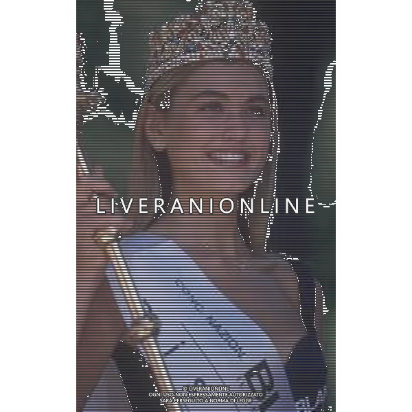 DIAP-RETROSPETTIVA ARIANNA DAVID MISS ITALIA NELLA FOTO ARIANNA DAVID MISS ITALIA NELL\'ANNO 1993 A SALSOMAGGIORE TERME AG ALDO LIVERANI SAS