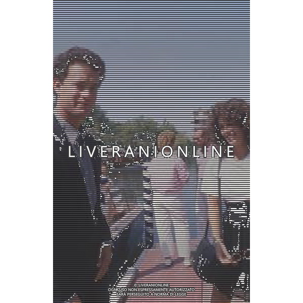 DIAP-RETROSPETTIVA TOM HANKS ATTORE NELLA FOTO TOM HANKS CON RITA WILSON A VENEZIA NELL\'ANNO 1998 AG ALDO LIVERANI SAS