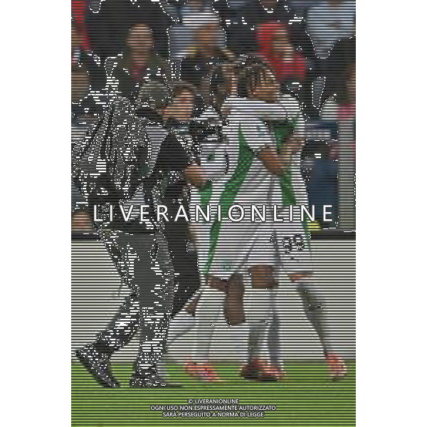 30-10-2025. Cagliari calcio-Sassuolo calcio, 9° giornata serie A 2025/2026, campionato calcio Italia, stadio Unipol Domus Cagliari. Foto Salvatore Moi/Agenzia Aldo Liverani s.as. Nella foto: Gol Sassuolo in trasferta contro Cagliari allo stadio Unipol Domus. Segna: Armand Lauriente Sassuolo ©MOI SALVATORE - AGENZIA ALDO LIVERANI SAS