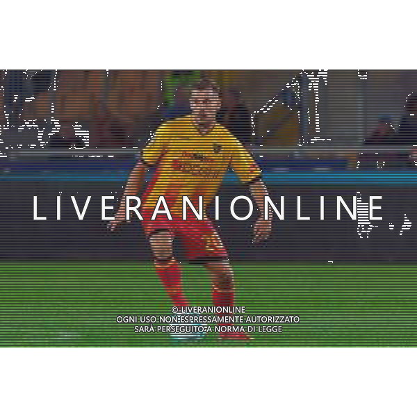 TVEM October 28, 2025 Lecce, Italy - US Lecce vs SSC Napoli - Italian soccer serie A 2025/26 - Via Del Mare Stadium. In the pic: Ylber Ramadani of US Lecce foto emmanuele mastrodonato-ag aldo liverani sas