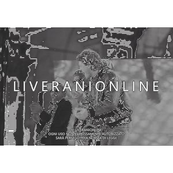 NEG-RETROSPETTIVA ZUCCHERO FORNACIARI CANTANTE NELLA FOTO ZUCCHERO FORNACIARI AL FESTIVALBAR NELL\'ANNO 1987 AG ALDO LIVERANI SAS