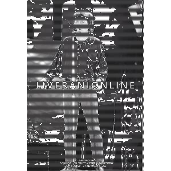 NEG-RETROSPETTIVA ZUCCHERO FORNACIARI CANTANTE NELLA FOTO ZUCCHERO FORNACIARI AL FESTIVALBAR NELL\'ANNO 1987 AG ALDO LIVERANI SAS