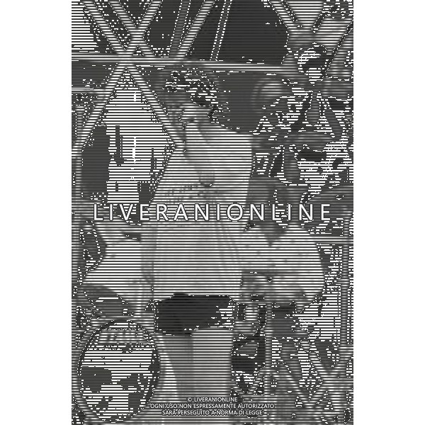 NEG-RETROSPETTIVA ZUCCHERO FORNACIARI CANTANTE NELLA FOTO ZUCCHERO FORNACIARI AL FESTIVALBAR NELL\'ANNO 1987 AG ALDO LIVERANI SAS 