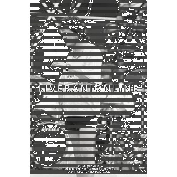 NEG-RETROSPETTIVA ZUCCHERO FORNACIARI CANTANTE NELLA FOTO ZUCCHERO FORNACIARI AL FESTIVALBAR NELL\'ANNO 1987 AG ALDO LIVERANI SAS 