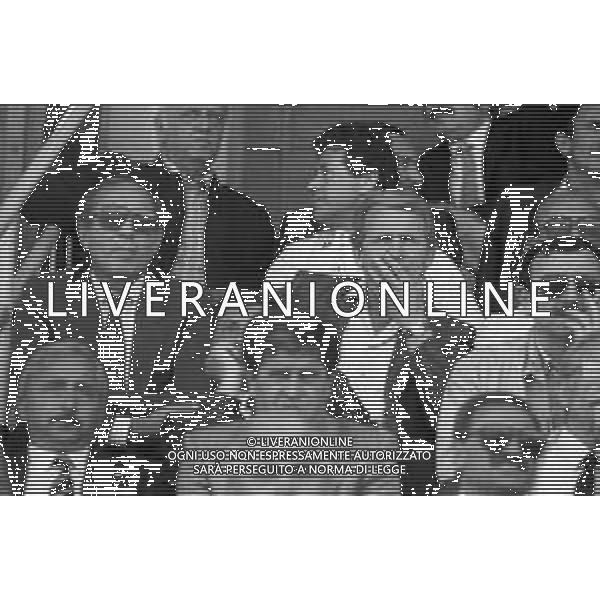 NEG- RETROSPETTIVA GIOVANNI TRAPATTONI ALLENATORE NELLA FOTO GIOVANNI TRAPATTONI IN TRIBUNA NELL’ANNO 1986 AG ALDO LIVERANI SAS