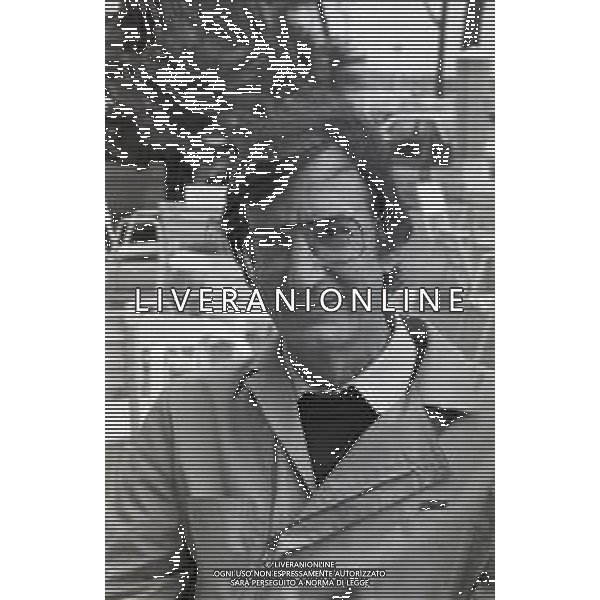 NEG-RETROSPETTIVA CARLO LIZZANI REGISTA NELLA FOTO CARLO LIZZANI REGISTA A CANNES NELL\'ANNO 1983 AG ALDO LIVERANI SAS 