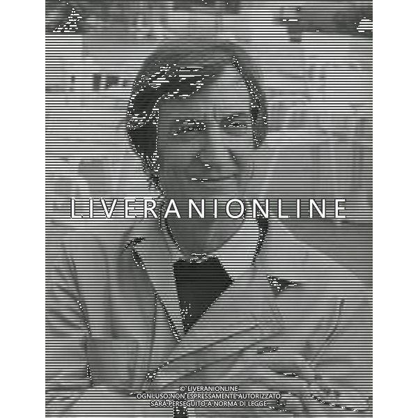 NEG-RETROSPETTIVA CARLO LIZZANI REGISTA NELLA FOTO CARLO LIZZANI REGISTA A CANNES NELL\'ANNO 1983  AG ALDO LIVERANI SAS  