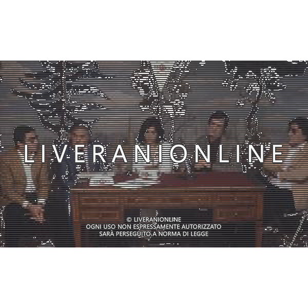 DIA-RETROSPETTIVA CARLO LIZZANI REGISTA NELLA FOTO CARLO LIZZANI REGISTA A MILANO IN TERRAZZA MARTINI PRESENTA IL FILM “ FONTAMARA“ NELL\'ANNO 1980 AG ALDO LIVERANI SAS  