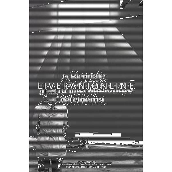 NEG-RETROSPETTIVA CARLO LIZZANI REGISTA NELLA FOTO CARLO LIZZANI REGISTA A VENEZIA NELL\'ANNO 1981 AG ALDO LIVERANI SAS 