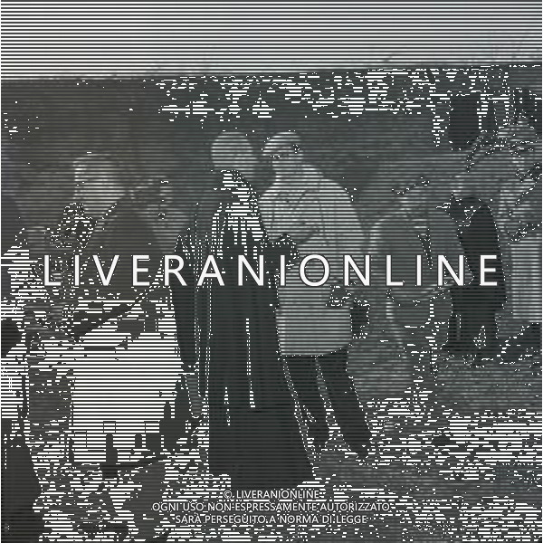 NEG-RETROSPETTIVA CARLO LIZZANI REGISTA NELLA FOTO CARLO LIZZANI REGISTA DEL FILM “IL PROCESSO DI VERONA“ NELL\'ANNO 1963 AG ALDO LIVERANI SAS