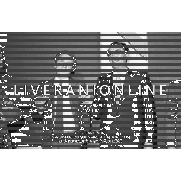 NEG- RETROSPETTIVA GIOVANNI TRAPATTONI ALLENATORE INTER NELLA FOTO GIOVANNI TRAPATTONI CON IL PRESIDENTE ERNESTO PELLEGRINI ALLA SUA PRESENTAZIONE COME NUOVO ALLENATORE INTER CALCIO NELL’ANNO 1986 AG ALDO LIVERANI SAS