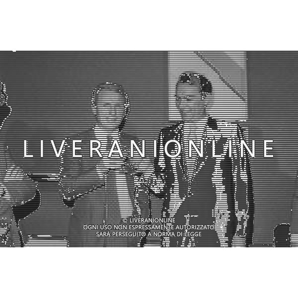 NEG- RETROSPETTIVA GIOVANNI TRAPATTONI ALLENATORE INTER NELLA FOTO GIOVANNI TRAPATTONI CON IL PRESIDENTE ERNESTO PELLEGRINI ALLA SUA PRESENTAZIONE COME NUOVO ALLENATORE INTER CALCIO NELL’ANNO 1986 AG ALDO LIVERANI SAS