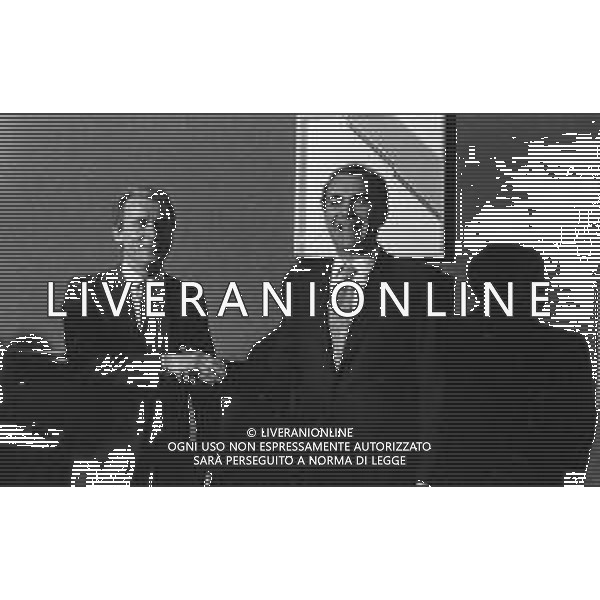 NEG- RETROSPETTIVA GIOVANNI TRAPATTONI ALLENATORE INTER NELLA FOTO GIOVANNI TRAPATTONI CON IL PRESIDENTE ERNESTO PELLEGRINI ALLA SUA PRESENTAZIONE COME NUOVO ALLENATORE INTER CALCIO NELL’ANNO 1986 AG ALDO LIVERANI SAS