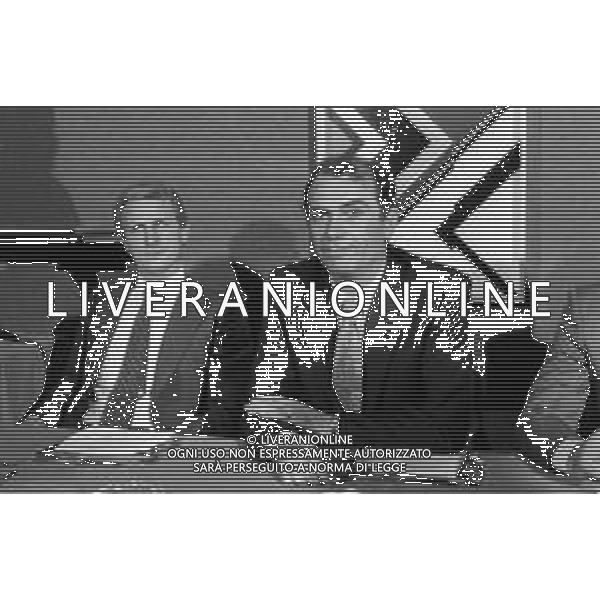 NEG- RETROSPETTIVA GIOVANNI TRAPATTONI ALLENATORE INTER NELLA FOTO GIOVANNI TRAPATTONI CON IL PRESIDENTE ERNESTO PELLEGRINI ALLA SUA PRESENTAZIONE COME NUOVO ALLENATORE INTER CALCIO NELL’ANNO 1986 AG ALDO LIVERANI SAS